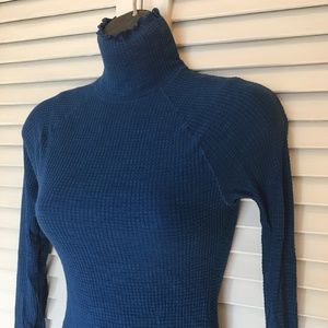 Waffle Knit Turtleneck Top- Rich Colour! EUC 2/$25
